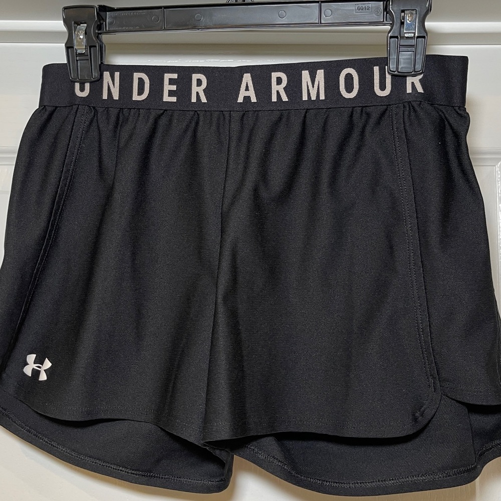 Under Armour Women’s Loose HeatGear Running Shorts
